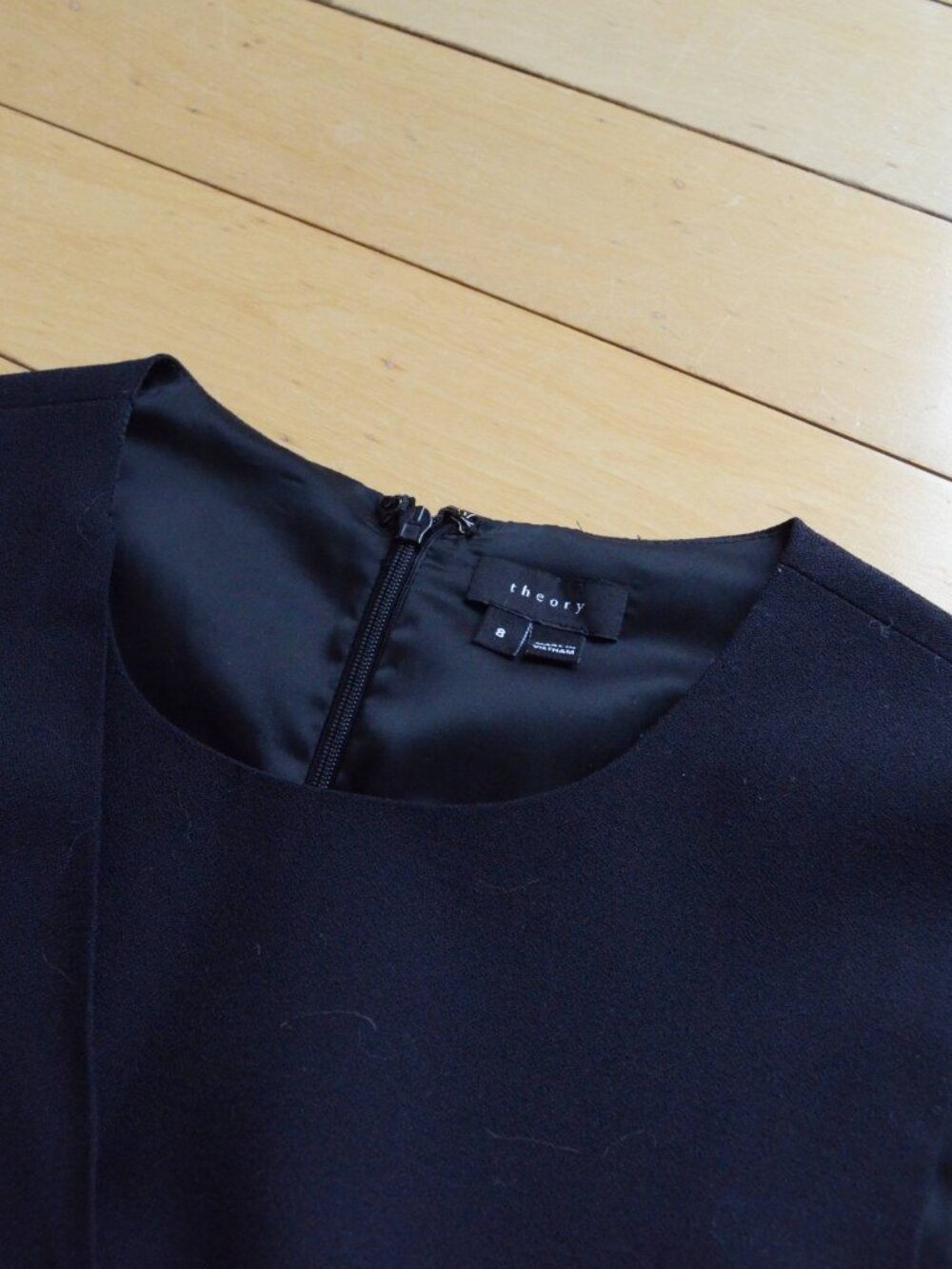 Theory Faux Wrap Black Wool Shift Dress Size 8 - Picture 5 of 10